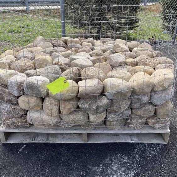 Boston-Blend-Round-Small-Sawn-Back-Building-Veneer-04 Boston-Blend-Round-Small-Sawn-Back-Building-Veneer-04