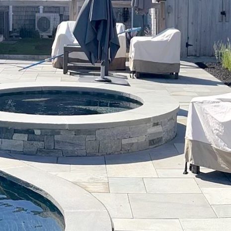 Hudson-Valley-Rustic-Ashlar-Hot-Tub-Aquidneck-Landworks