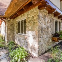 VTDF-Boston-Blend-Round-Thatched-Roof-Home-11