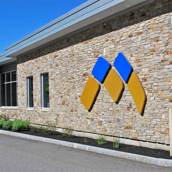 VTLC-Colonial-Tan-Ledgestone-Mechanics-Savings-Bank-2 VTLC-Colonial-Tan-Ledgestone-Mechanics-Savings-Bank-2