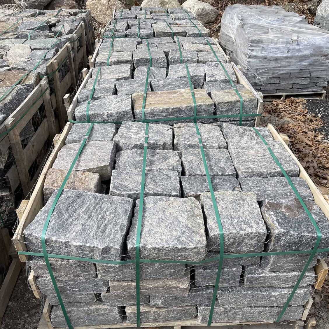 Vineyard Granite Square & Rec Building Veneer - Stoneyard