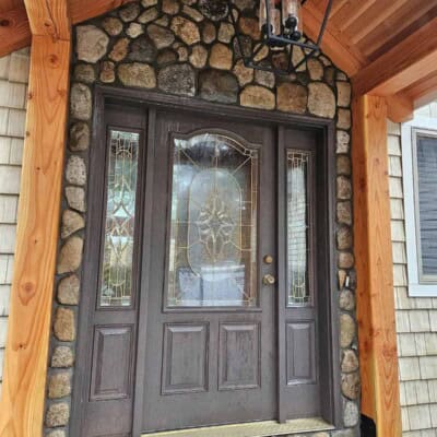 01Rustic Stone Lakehouse JEC Entryway 01 BB Round