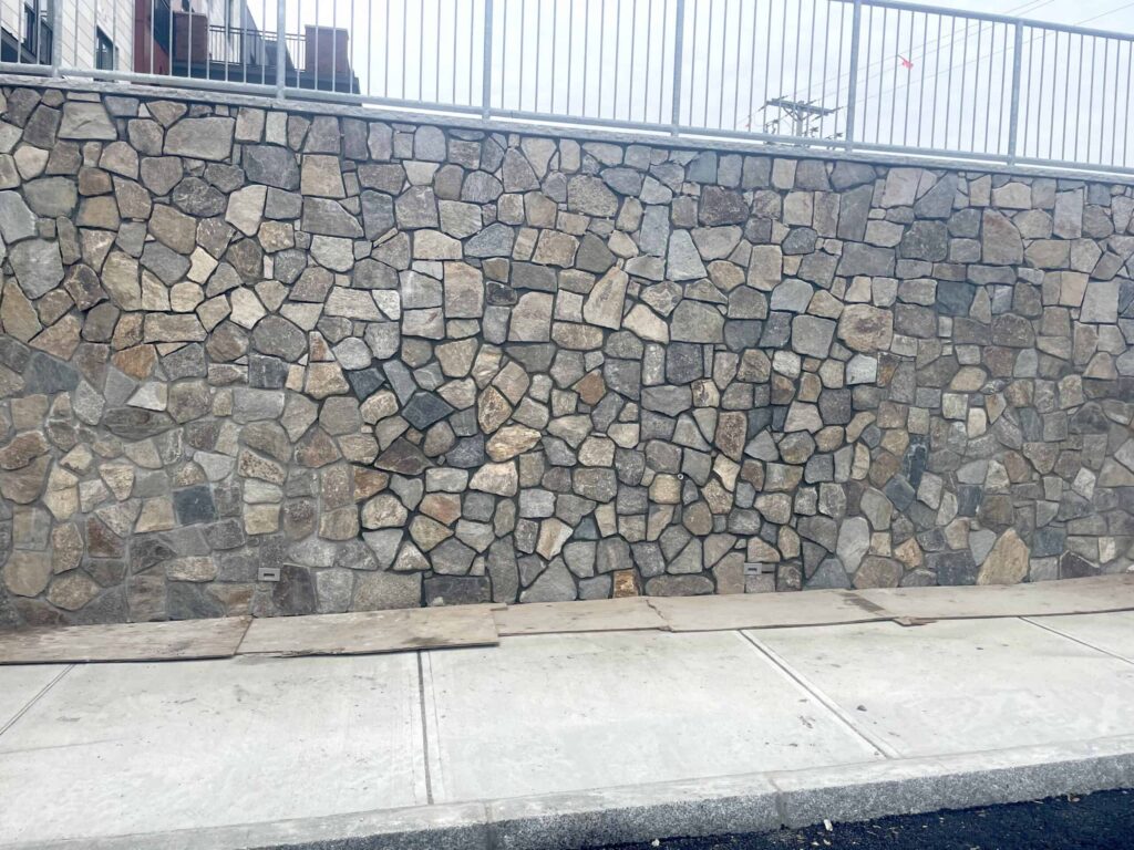 Boston Blend Mosaic Stone Wall
