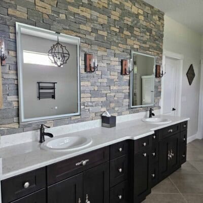 Bathroom Accent Wall in FL Home - Cambridge Blend Stone Panels