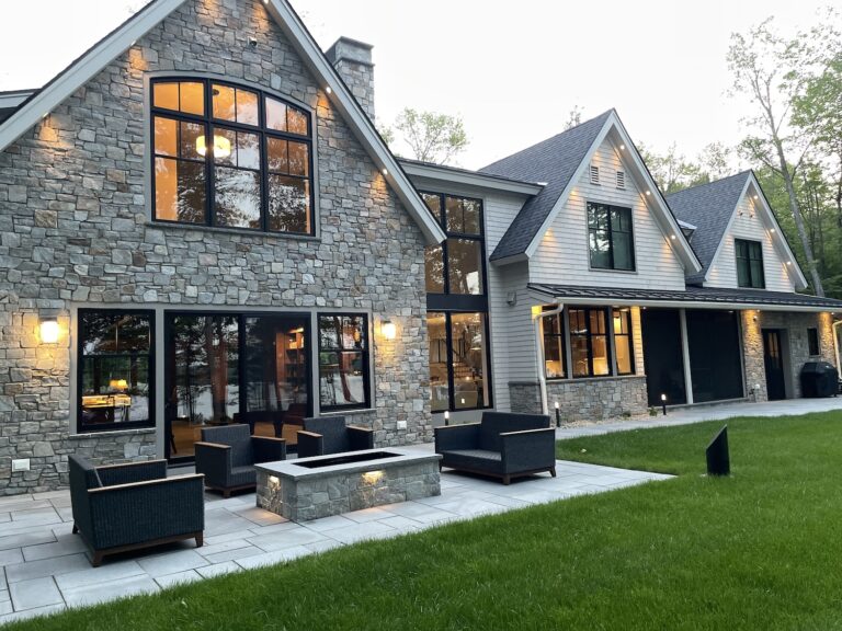 Newport Mist Ashlar Exterior Siding - New England Landscaping Inc & Kevin Browne Architecture