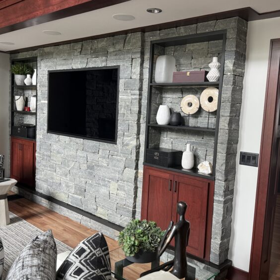 2025-09 Greenwich Gray Ash D Feole Masonry RI Residential 24 Greenwich Gray Ashlar Accent Wall - DFeola Masonry