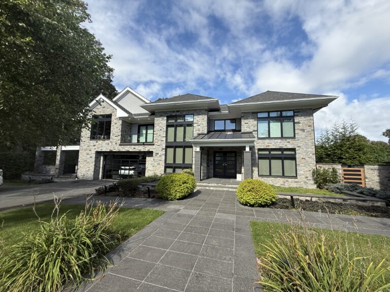 Newport Mist Ashlar Oyster Bay Ashlar Retaining Walls and Siding DFeola Masonry