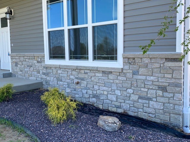 Grayson Stacked Stone 10 Grayson Stacked Stone 10