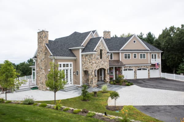 Stone Veneer Siding For Homes - Stoneyard®