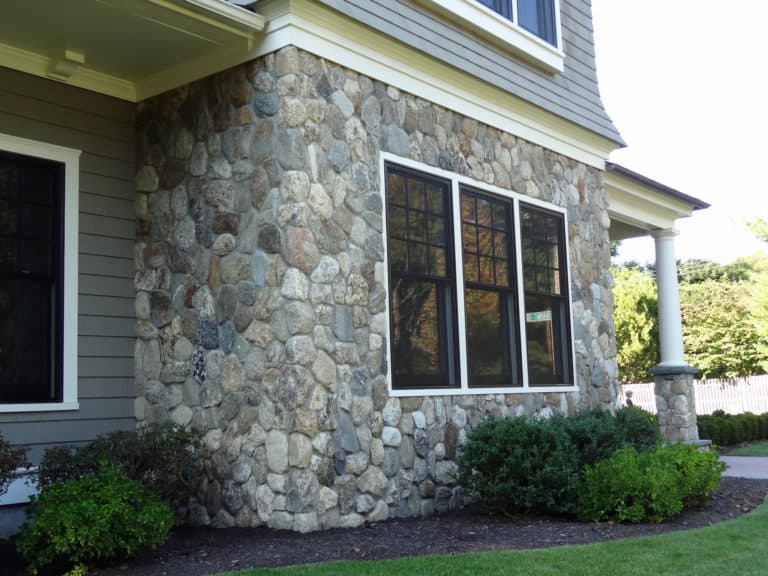 Natural Architectural Detail with Round Thin Veneer - Stoneyard®