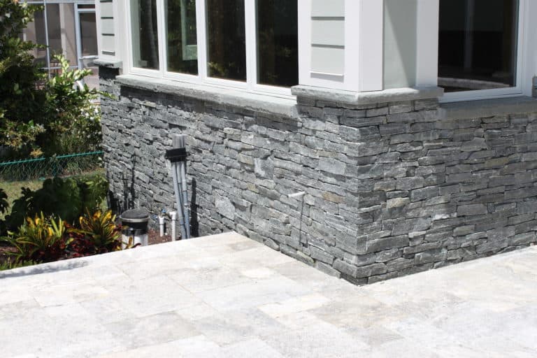 New England In Florida With Greenwich Gray Ledgestone - Stoneyard®